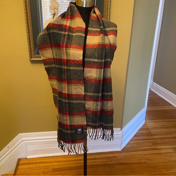 Wool plaid scarf - Picture 3 of 6